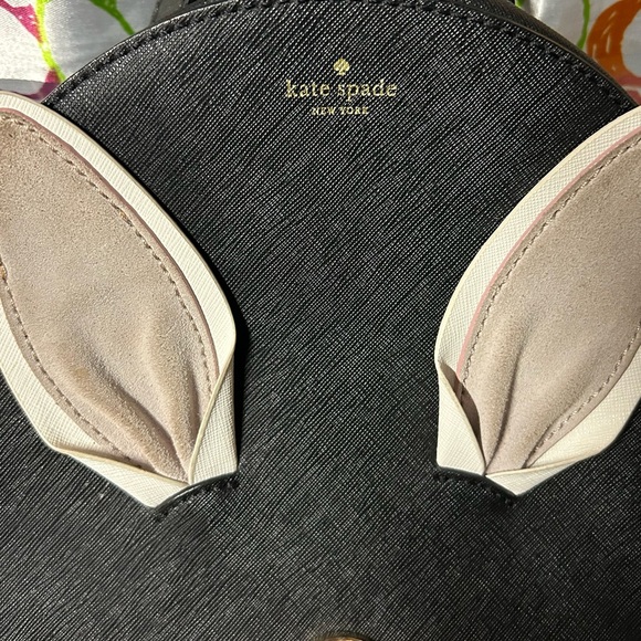 Bag is in good condition. Clean interior! Measures approximately 10” by 10”. - Picture 5 of 7